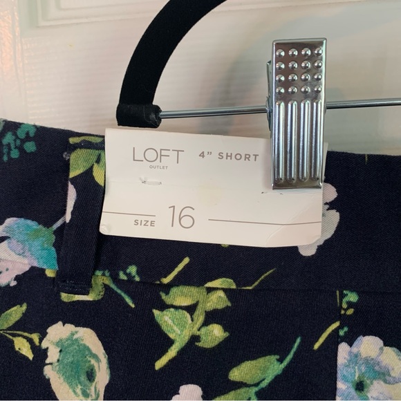 NWT LOFT Floral Print Shorts, size 16 - Picture 10 of 10